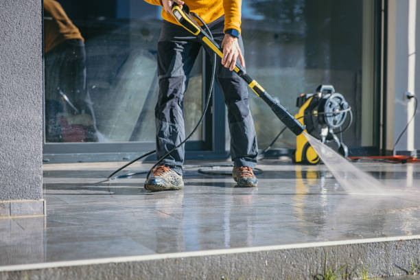 Best Commercial Pressure Washing  in Fairmont, MN
